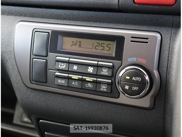 Toyota HIACE VAN 2023-05 7330712-10