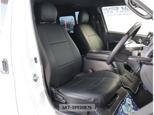 Toyota HIACE VAN 2023-05 7330712-14