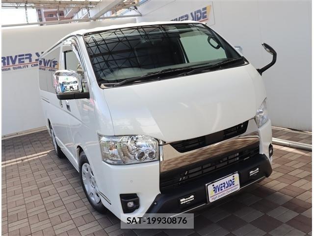 Toyota HIACE VAN 2023-05 7330712-21