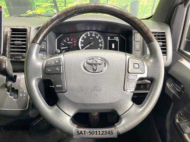 Toyota HIACE VAN 2024-04 7330711-10