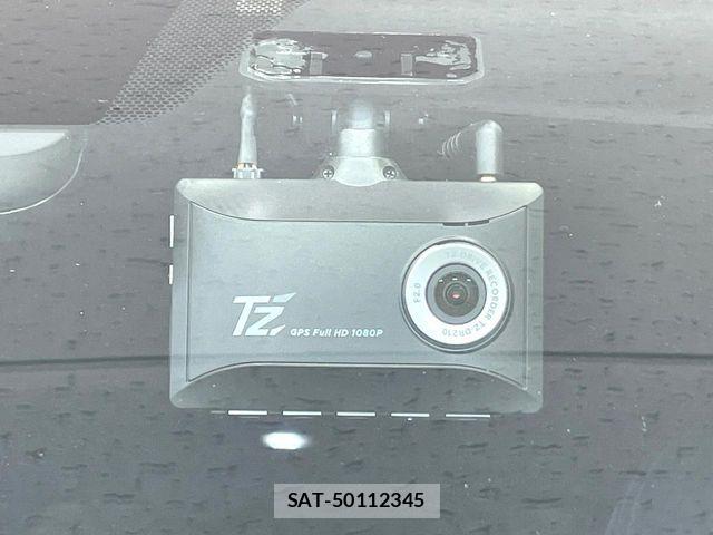 Toyota HIACE VAN 2024-04 7330711-6