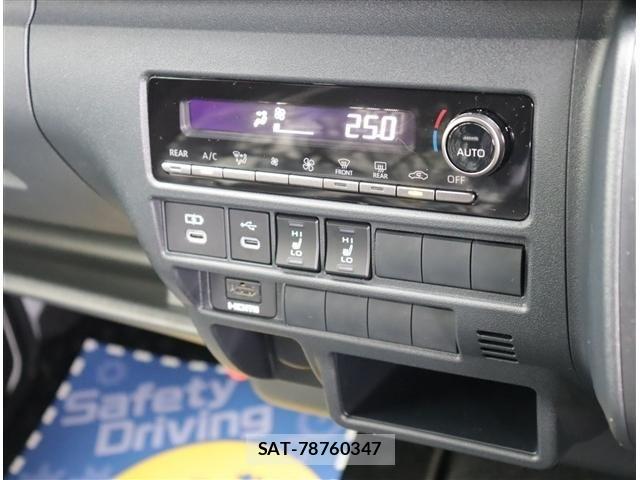 Toyota HIACE VAN 2026-04 7330699-9