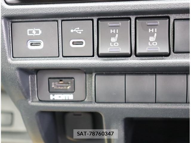 Toyota HIACE VAN 2026-04 7330699-10