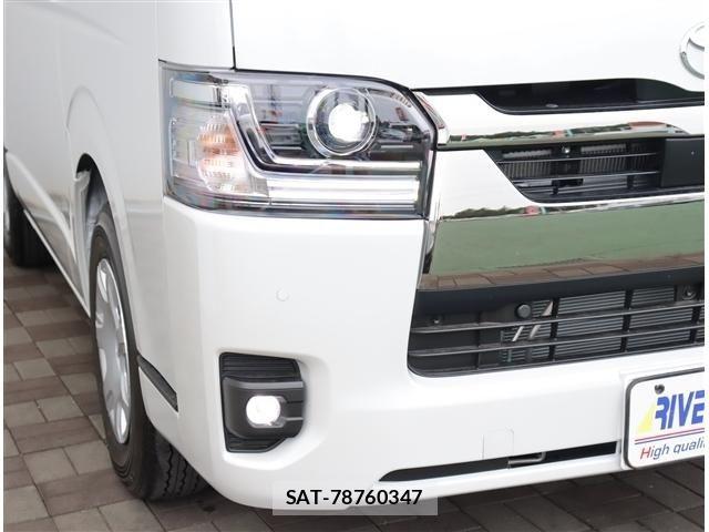 Toyota HIACE VAN 2026-04 7330699-17