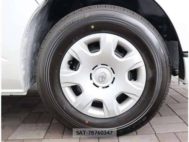 Toyota HIACE VAN 2026-04 7330699-25