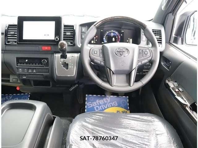 Toyota HIACE VAN 2026-04 7330699-26