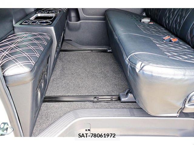 Toyota HIACE VAN 2018-01 7330706-3
