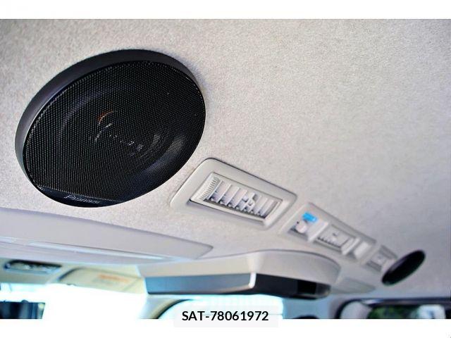 Toyota HIACE VAN 2018-01 7330706-4