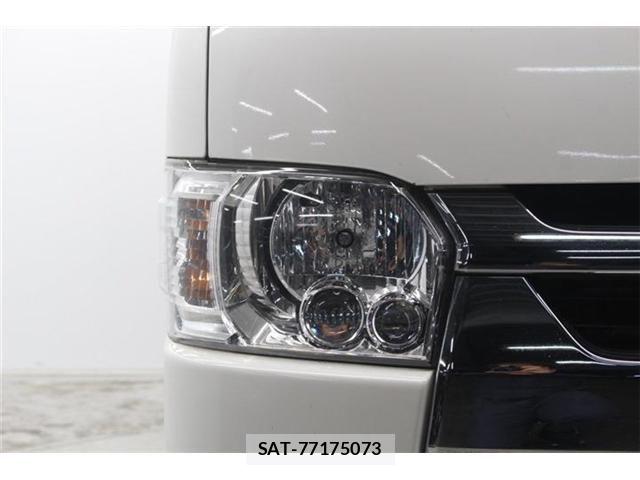 Toyota HIACE VAN 2020-12 7330732-11