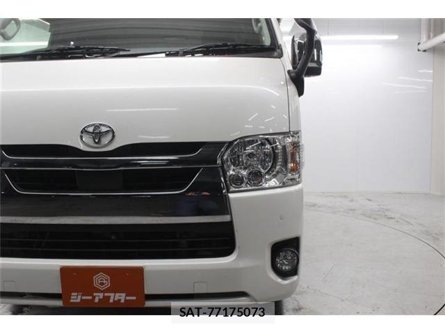 Toyota HIACE VAN 2020-12 7330732-13