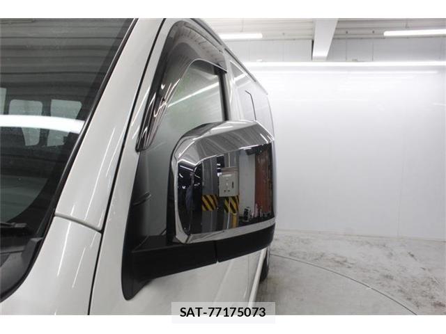 Toyota HIACE VAN 2020-12 7330732-16