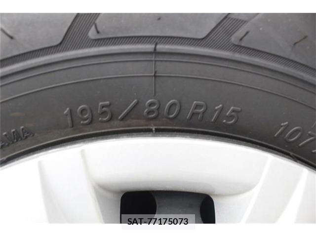 Toyota HIACE VAN 2020-12 7330732-21