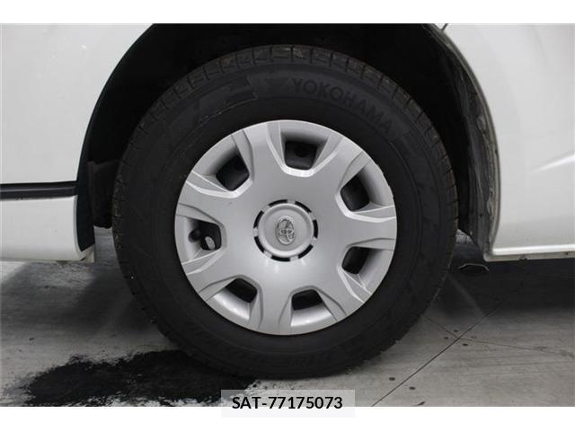 Toyota HIACE VAN 2020-12 7330732-23