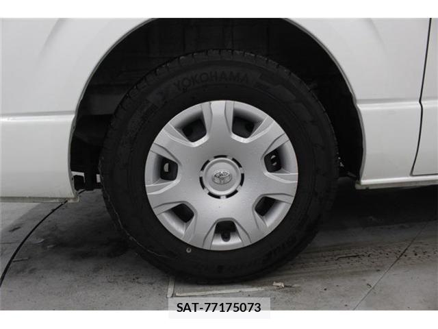 Toyota HIACE VAN 2020-12 7330732-25