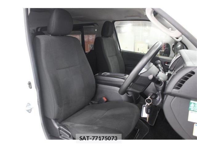Toyota HIACE VAN 2020-12 7330732-26