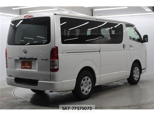 Toyota HIACE VAN 2020-12 7330732-4