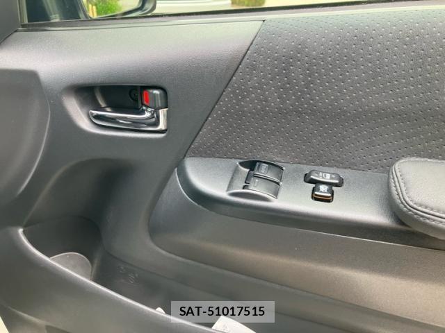 Toyota HIACE VAN 2020-11 7330727-12