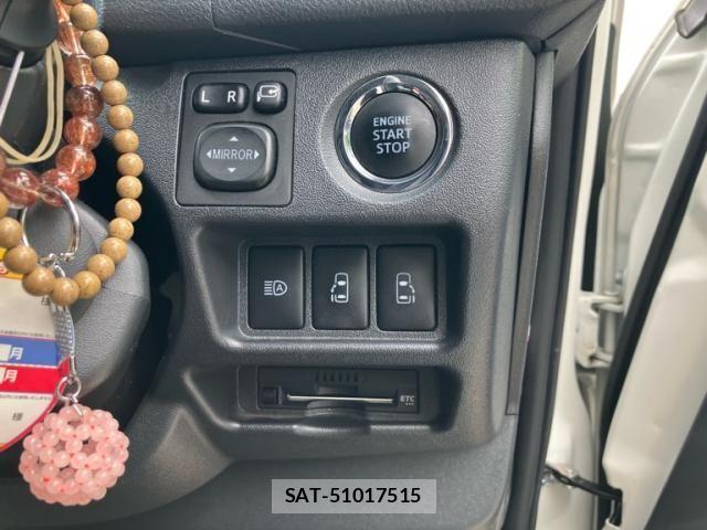 Toyota HIACE VAN 2020-11 7330727-17