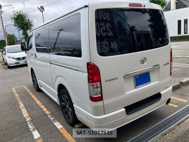 Toyota HIACE VAN 2020-11 7330727-3
