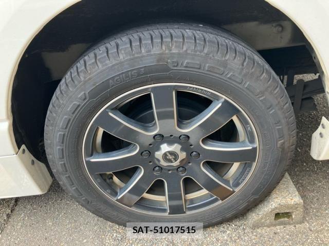 Toyota HIACE VAN 2020-11 7330727-6