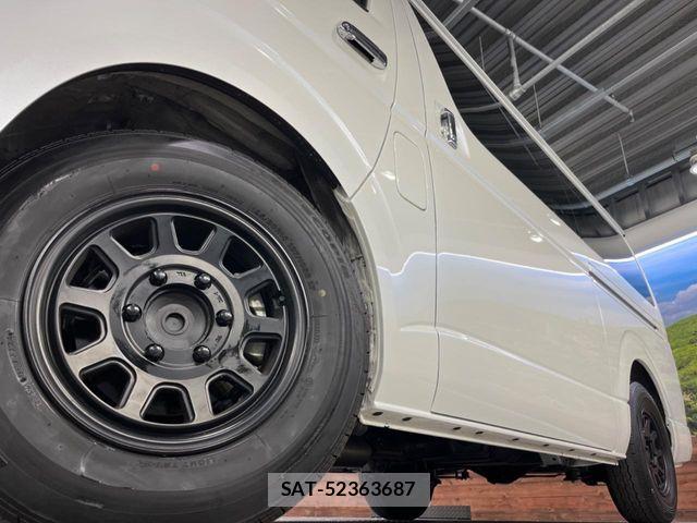 Toyota HIACE VAN 2024-11 7330701-12