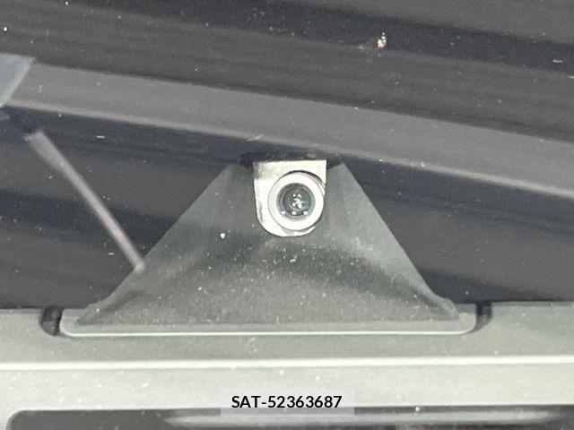 Toyota HIACE VAN 2024-11 7330701-2
