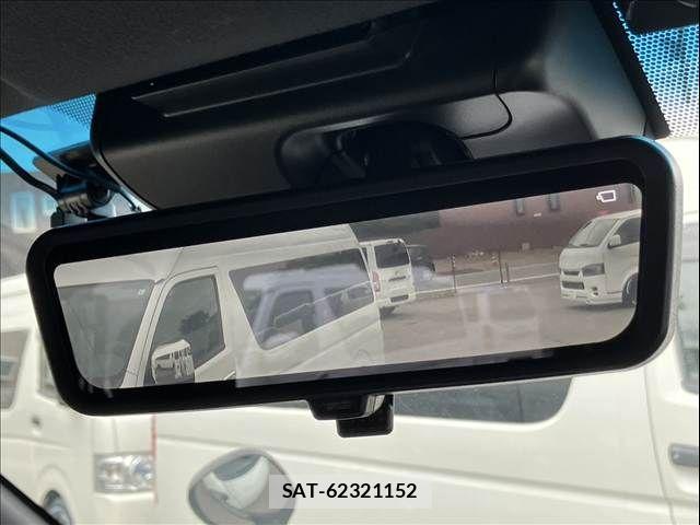 Toyota HIACE VAN 2020-05 7330713-16