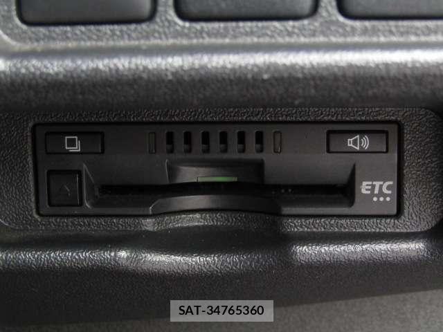 Toyota HIACE VAN 2019-05 7330739-10