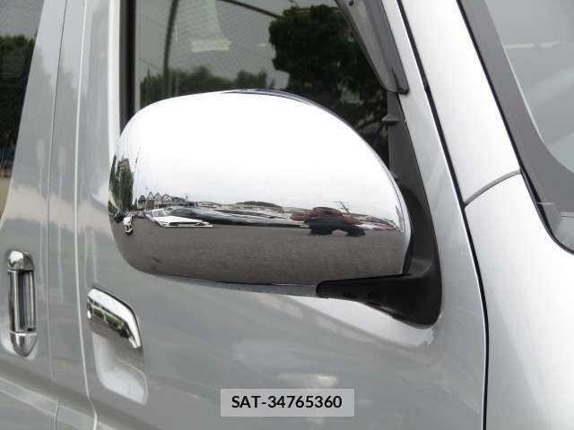 Toyota HIACE VAN 2019-05 7330739-22
