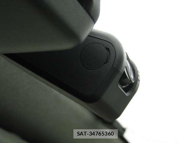 Toyota HIACE VAN 2019-05 7330739-4