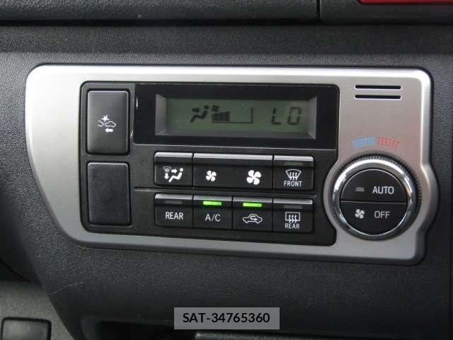 Toyota HIACE VAN 2019-05 7330739-5