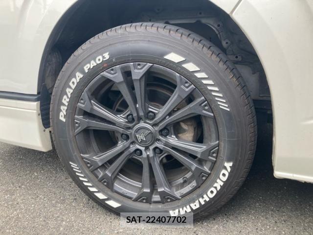 Toyota HIACE VAN 2019-11 7330736-9