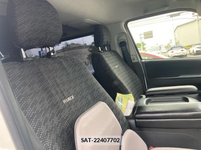 Toyota HIACE VAN 2019-11 7330736-15