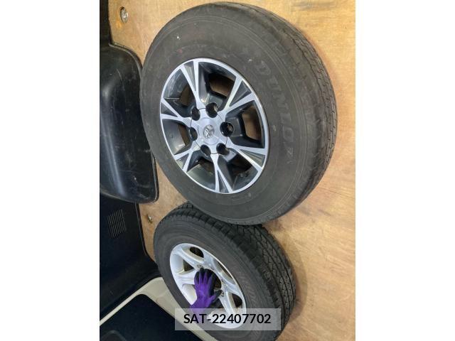 Toyota HIACE VAN 2019-11 7330736-22
