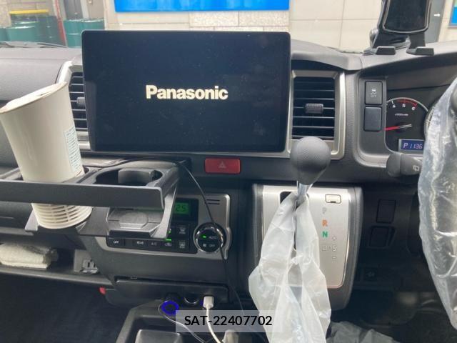 Toyota HIACE VAN 2019-11 7330736-24