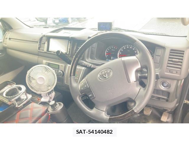 Toyota HIACE VAN 2016-04 7330730-9