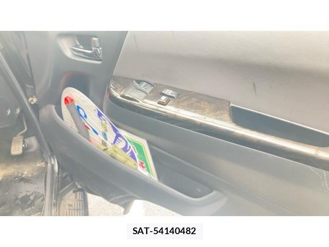 Toyota HIACE VAN 2016-04 7330730-10