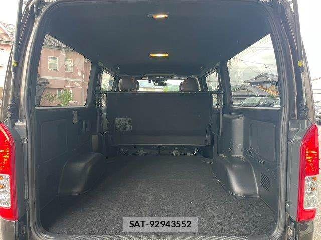Toyota HIACE VAN 2019-03 7330734-14