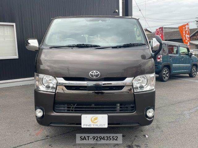 Toyota HIACE VAN 2019-03 7330734-20