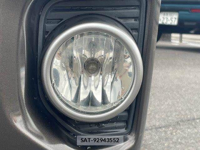 Toyota HIACE VAN 2019-03 7330734-29