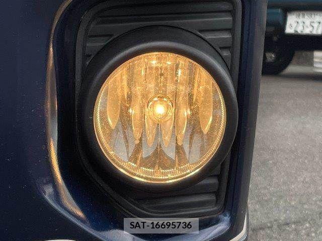 Toyota HIACE VAN 2014-03 7360210-13