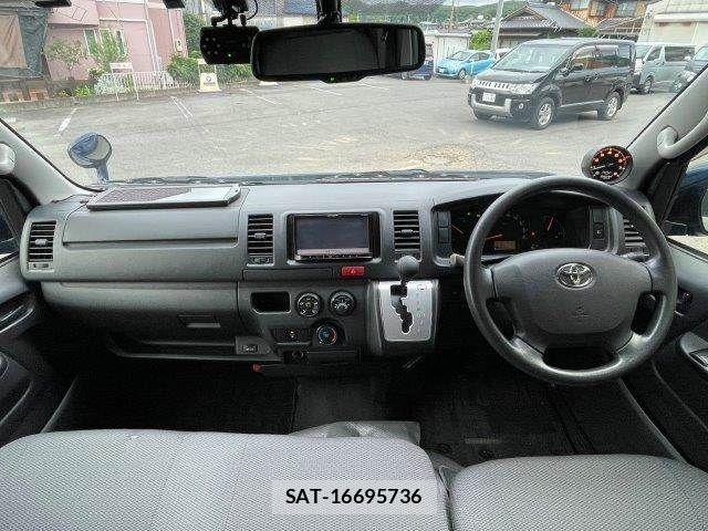 Toyota HIACE VAN 2014-03 7360210-2