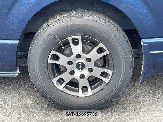 Toyota HIACE VAN 2014-03 7360210-29
