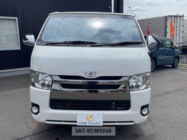 Toyota HIACE VAN 2019-06 7360205-18