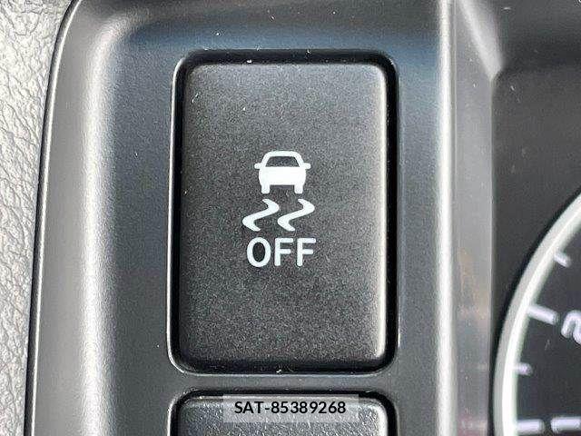 Toyota HIACE VAN 2019-06 7360205-8