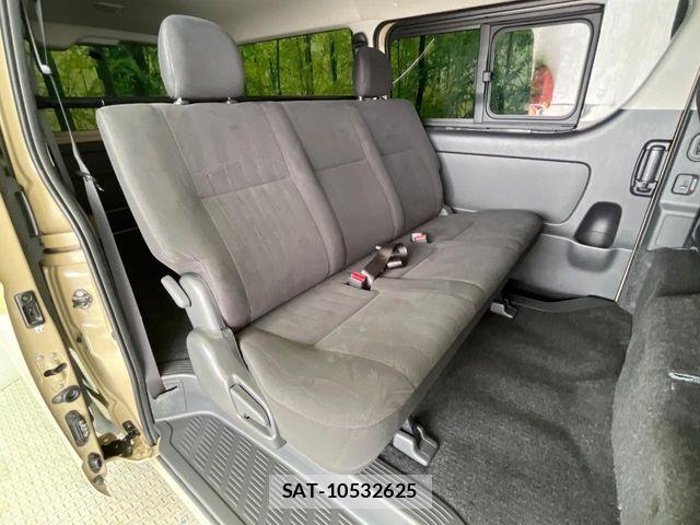 Toyota HIACE VAN 2024-05 7360195-9