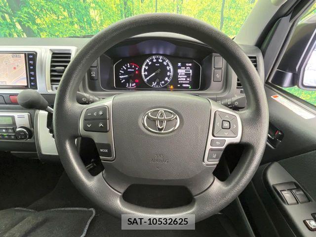 Toyota HIACE VAN 2024-05 7360195-11