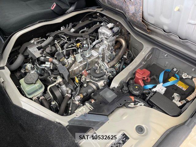 Toyota HIACE VAN 2024-05 7360195-18