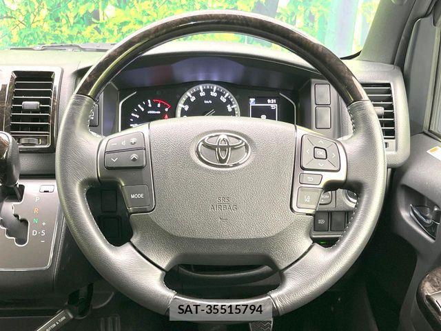 Toyota HIACE VAN 2021-06 7360198-10