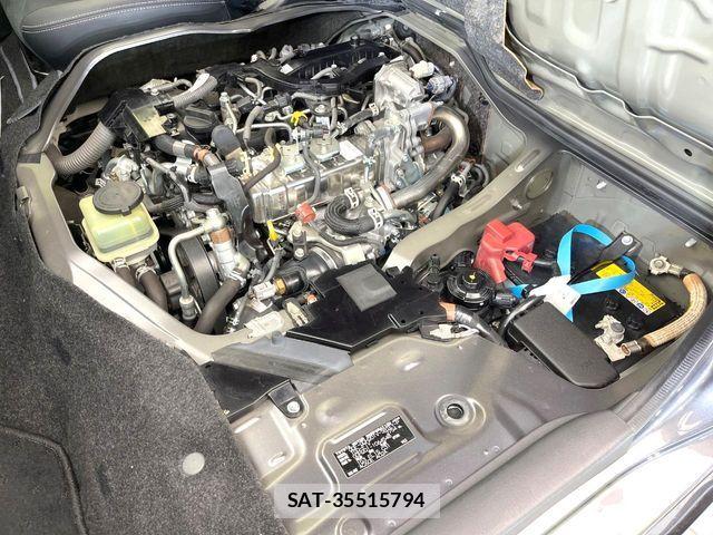 Toyota HIACE VAN 2021-06 7360198-17
